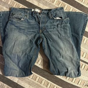 Levis men’s 527 jeans 32/34 small spot as pictured